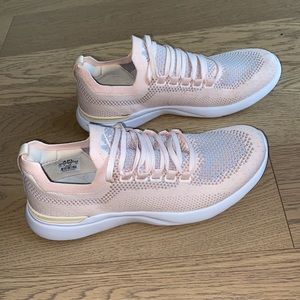 APL Techloom Breeze in Rose